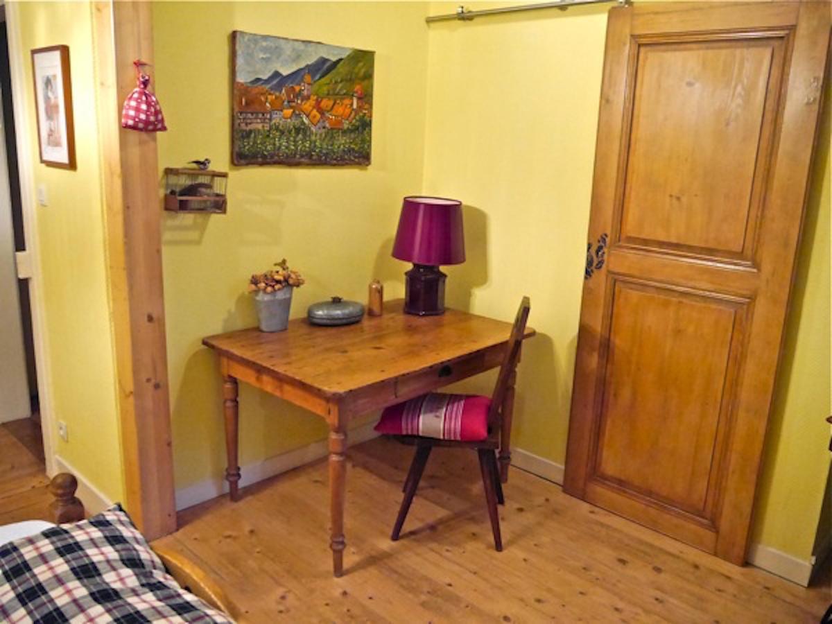 D'hotes La Celestine Bed & Breakfast *